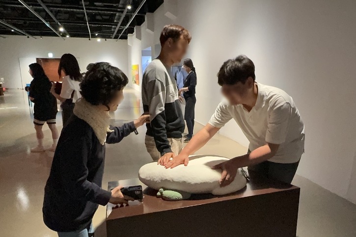 0517 아르꼬미술관 촉각전시3.jpg